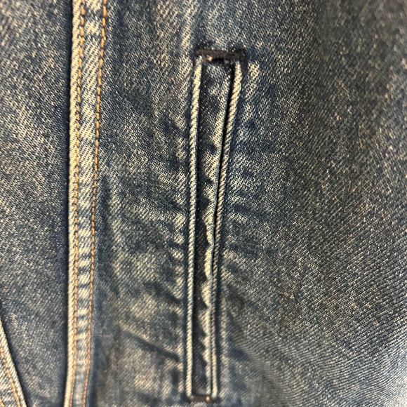 Levi's Blue Denim Jacket with Sherpa Collar - Picture 11 of 11